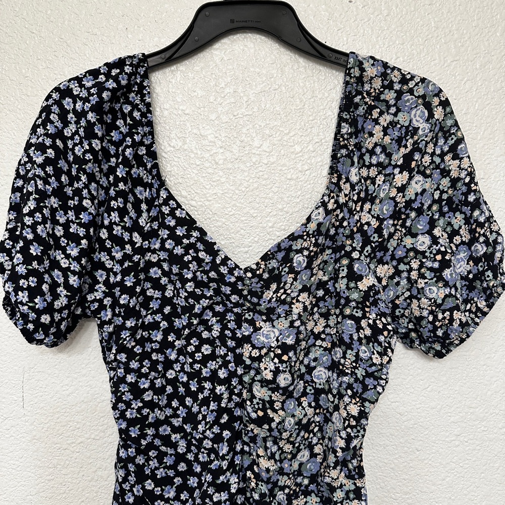 Floral Ruffle Dress - Picture 5 of 8